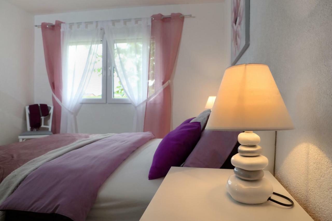 Apartman Sofia Otocac Exterior photo